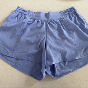 Lululemon Hotty hot shorts Sz 8 long